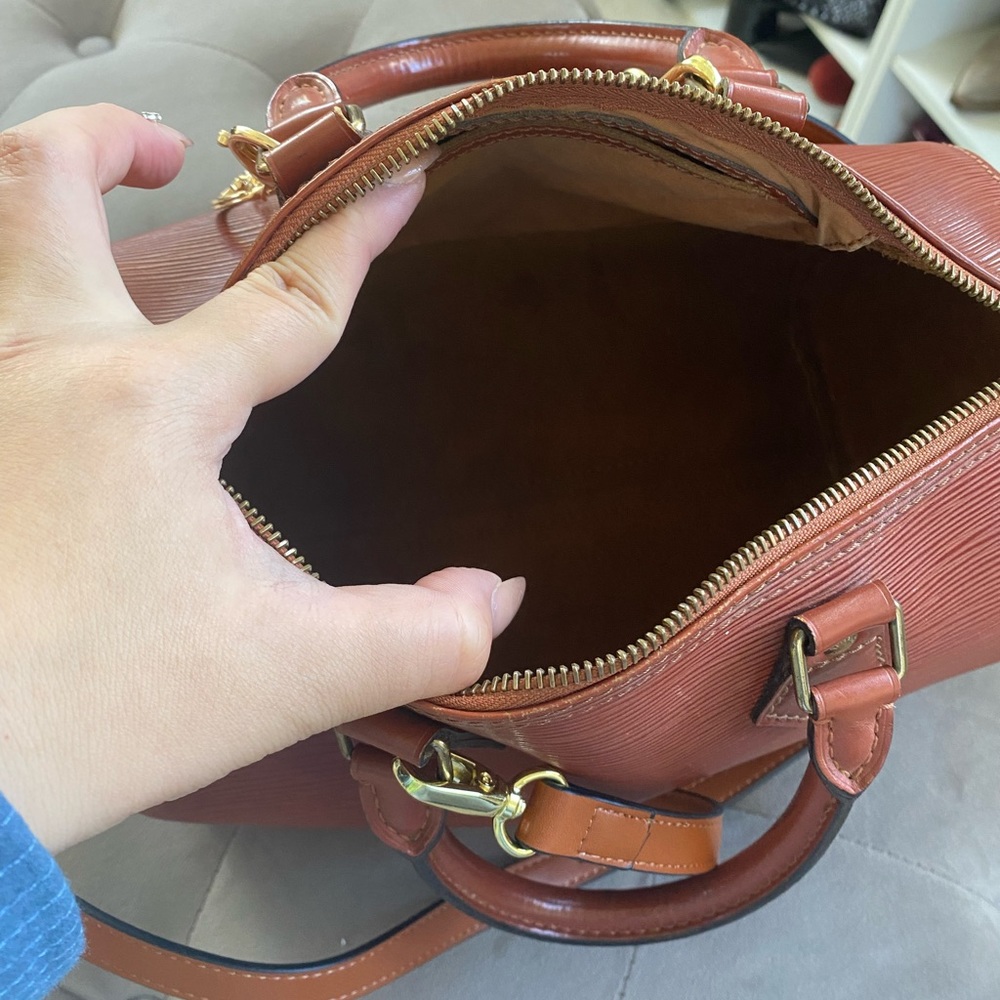 ⛔️SOLD⛔️LOUIS VUITTON Epi speedy 25 Kenyan Fawn - Picture 9 of 13